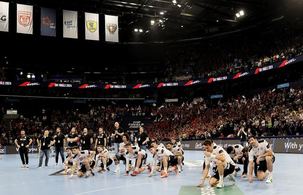 „Iar sunt seara departe alături de Dinamo” » Imagini magnifice surprinse de reporterii GSP la câteva minute după eșecul cu Flensburg