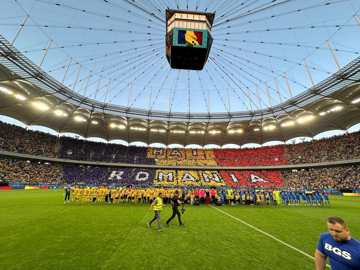 Primire de gală pentru Generația de Aur » Scenografie spectaculoasă afișată pe Arena Națională și spectacol de lumini la pauza meciului