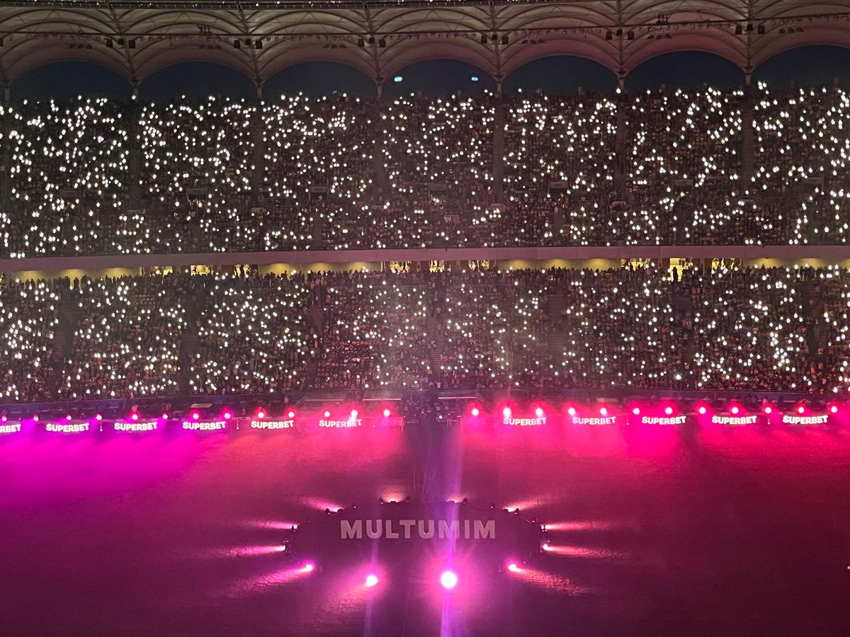 Primire de gală pentru Generația de Aur » Scenografie spectaculoasă afișată pe Arena Națională și spectacol de lumini la pauza meciului