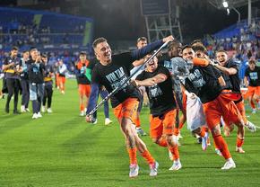 Acum 8 ani promitea că va readuce echipa în cupele europene. Ieri a înscris golul calificării în Europa League!