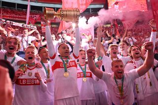 VfB Stuttgart, scandal cu sponsorul principal! » Ce a făcut clubul la finala Cupei Germaniei