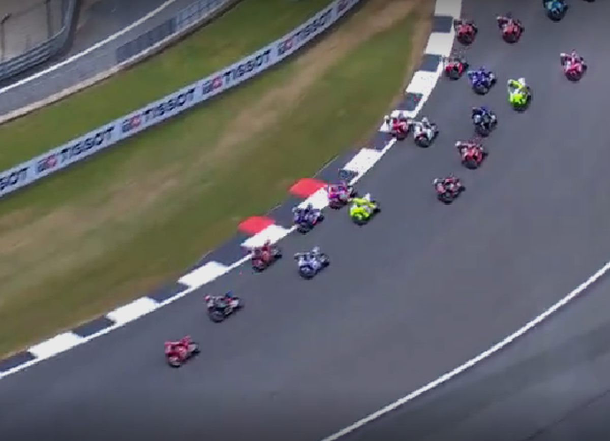 Victorie istorică la Silverstone » Dramatismul a fost la cote maxime în Marele Premiu de MotoGP al Marii Britanii