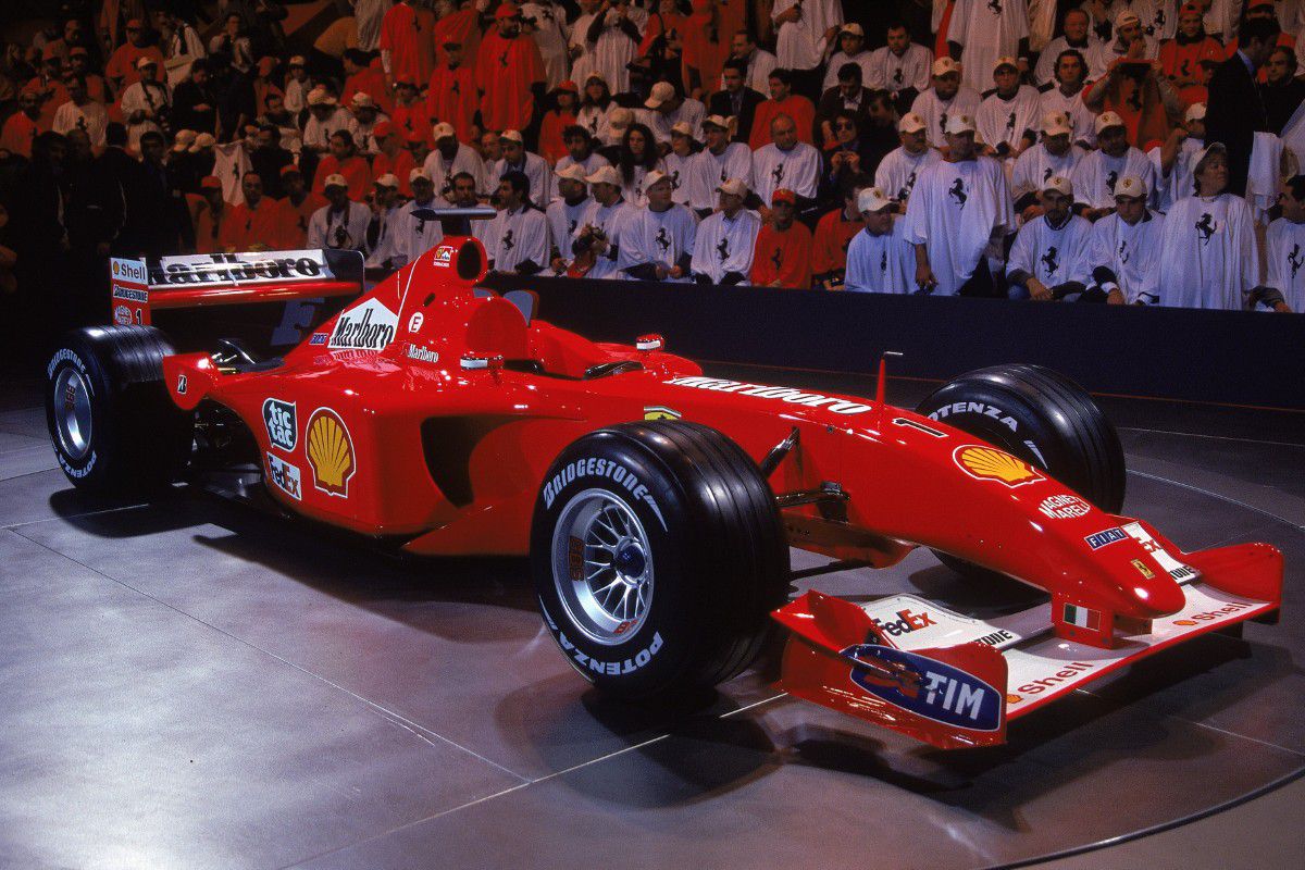 Cel mai scump Ferrari vândut vreodată! Cât au plătit la Monaco pentru monopostul condus de Michael Schumacher