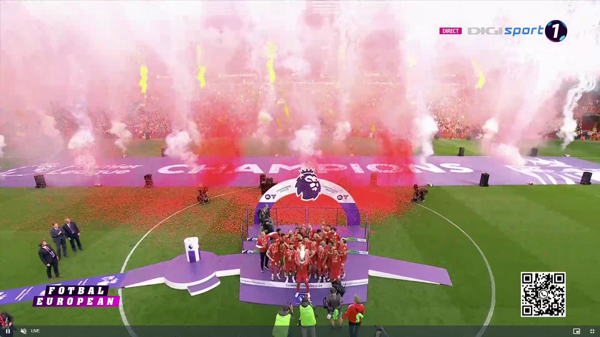 Liverpool a primit trofeul de campioană în Premier League, sub ochii lui Klopp + Gestul neașteptat aplaudat de întreg stadionul