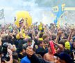 Imagini antologice: au cucerit titlul după 90 de ani, iar suporterii au invadat terenul