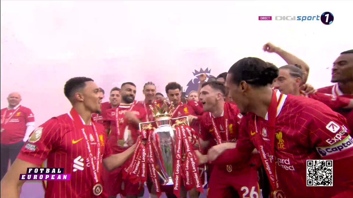 Liverpool a primit trofeul de campioană în Premier League, sub ochii lui Klopp + Gestul neașteptat aplaudat de întreg stadionul