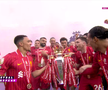 Liverpool a primit trofeul de campioană în Premier League, foto: captură Digi Sport