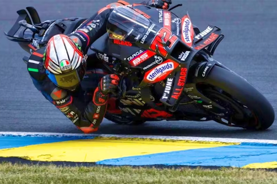 Victorie istorică la Silverstone » Dramatismul a fost la cote maxime în Marele Premiu de MotoGP al Marii Britanii