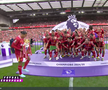 Liverpool a primit trofeul de campioană în Premier League, foto: captură Digi Sport