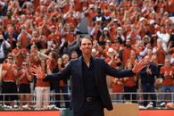 Rafael Nadal, în lacrimi: omagiat la Roland Garros printr-o ceremonie emoționantă » Simona Halep, printre VIP-uri, cu un tricou special