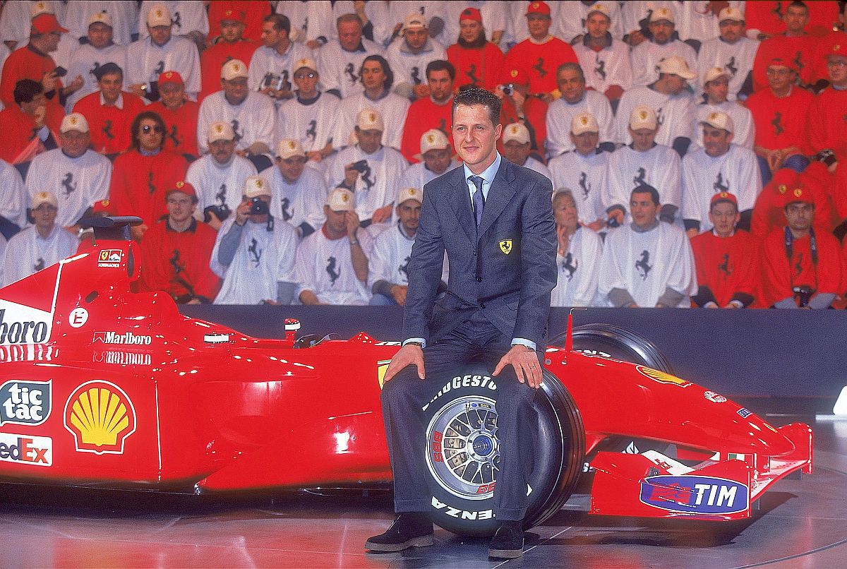 Cel mai scump Ferrari vândut vreodată! Cât au plătit la Monaco pentru monopostul condus de Michael Schumacher