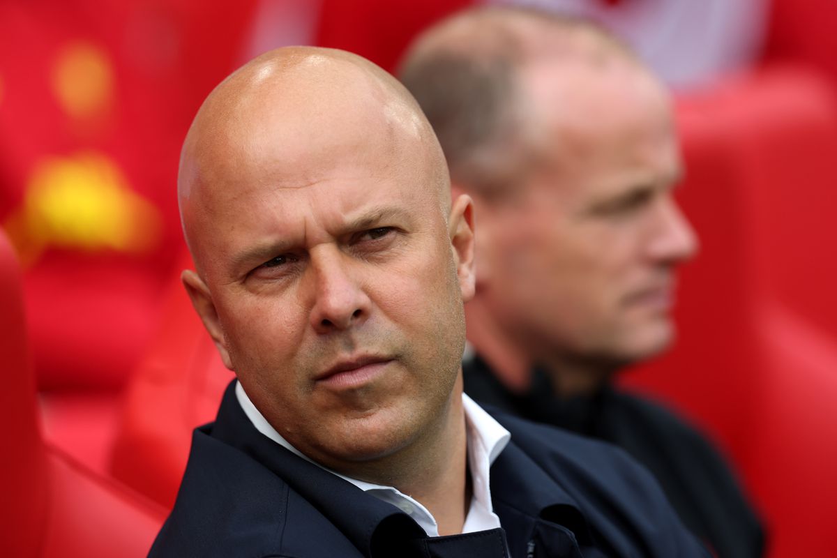 Liverpool a primit trofeul de campioană în Premier League, sub ochii lui Klopp + Gestul neașteptat aplaudat de întreg stadionul