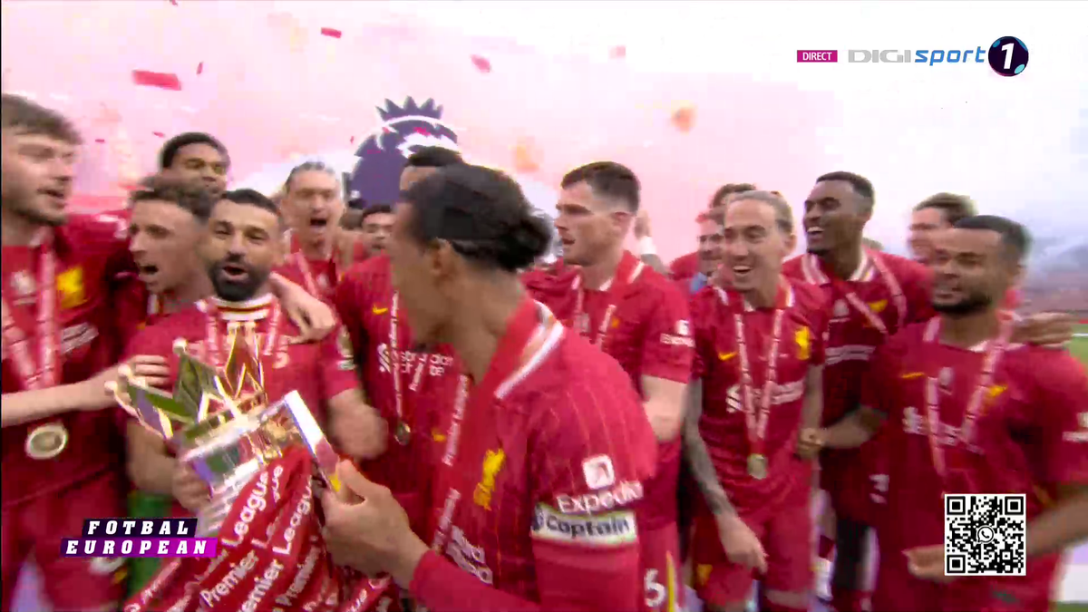 Liverpool a primit trofeul de campioană în Premier League, sub ochii lui Klopp + Gestul neașteptat aplaudat de întreg stadionul