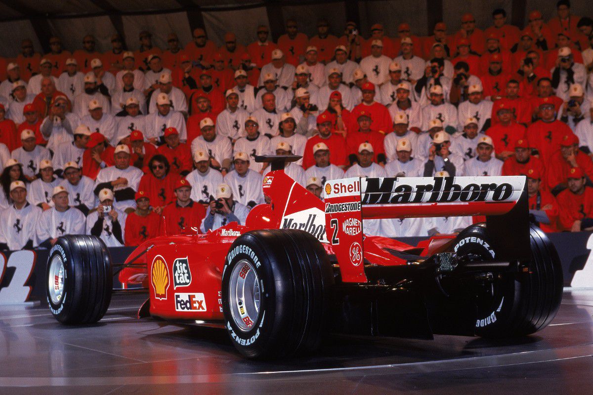 Cel mai scump Ferrari vândut vreodată! Cât au plătit la Monaco pentru monopostul condus de Michael Schumacher