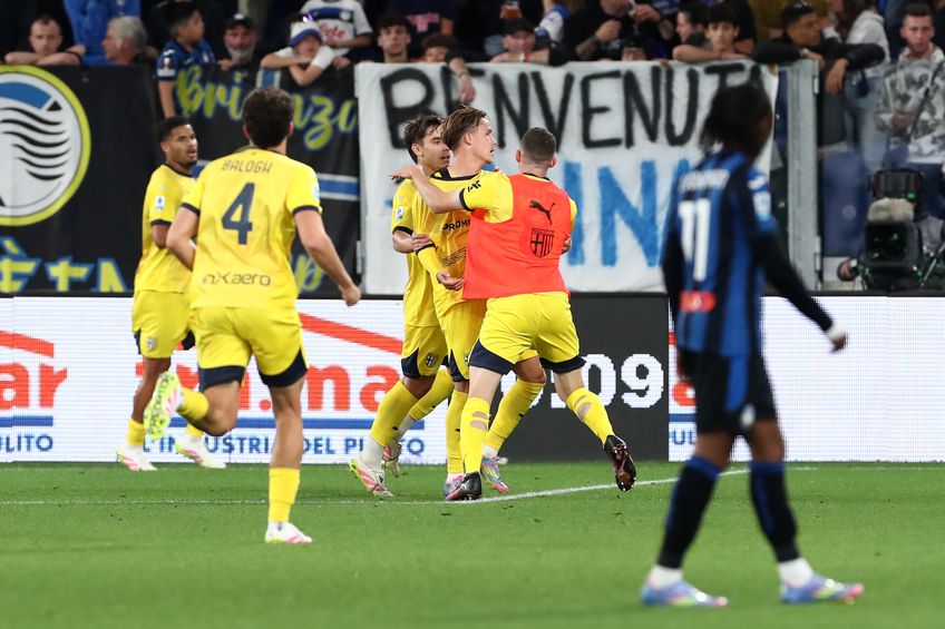GALERIE FOTO Atalanta - Parma 2-3 » Încă o revenire de senzație datorită schimbărilor lui Chivu și „cruciații” vor juca în Serie A și în sezonul viitor