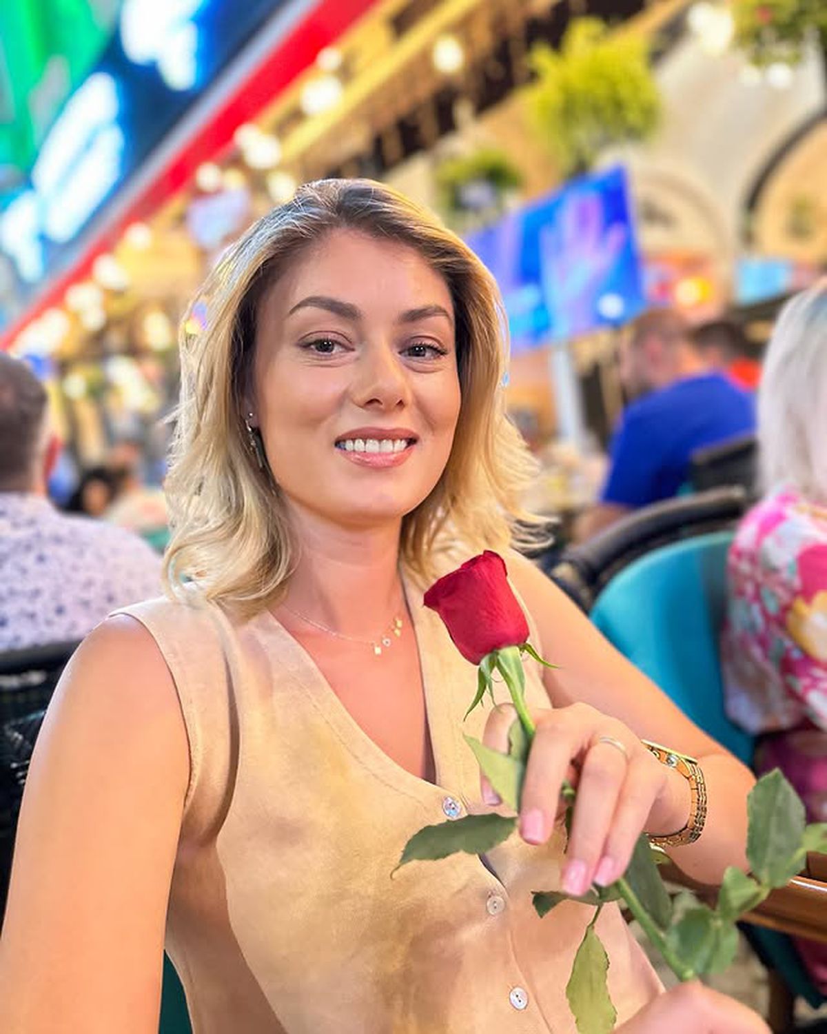 Mădălina Crețu, soția lui Valentin Crețu