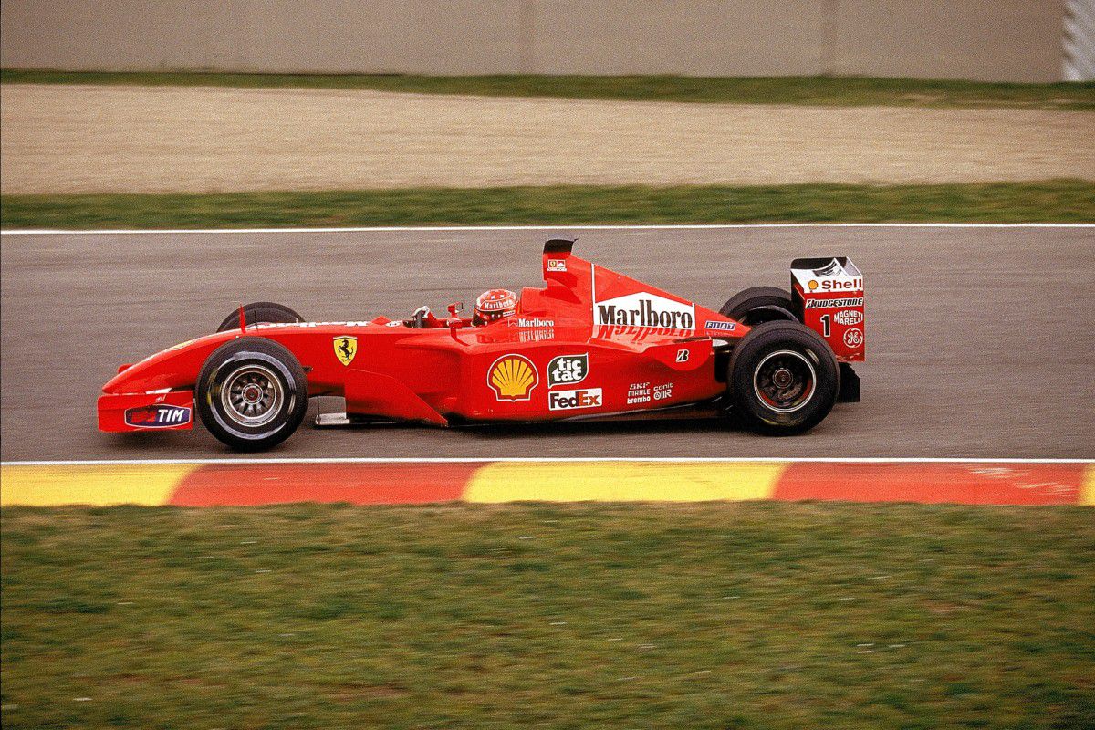 Cel mai scump Ferrari vândut vreodată! Cât au plătit la Monaco pentru monopostul condus de Michael Schumacher