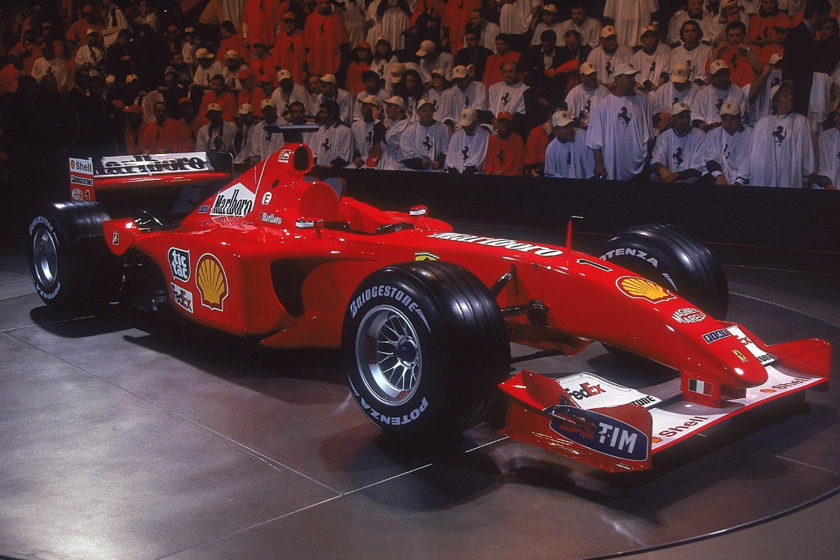 Cel mai scump Ferrari vândut vreodată! Cât au plătit la Monaco pentru monopostul condus de Michael Schumacher