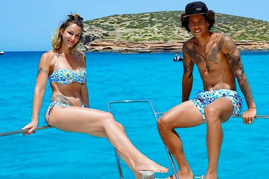 Axel Witsel este căsătorit cu o româncă, Raffaela Szabo. Foto: Instagram