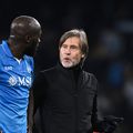 Romelu Lukaku (în dialog cu asistentul lui Conte, Lele Oriali) mai are contract cu Napoli până în 2027 / Foto: Imago