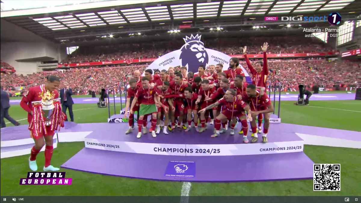Liverpool a primit trofeul de campioană în Premier League, sub ochii lui Klopp + Gestul neașteptat aplaudat de întreg stadionul
