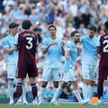 La despărțirea de Manchester City, Bernardo Silva i-a dat banderola de căpitan compatriotului său Ruben Dias, fundaș central/ FOTO: Getty Images