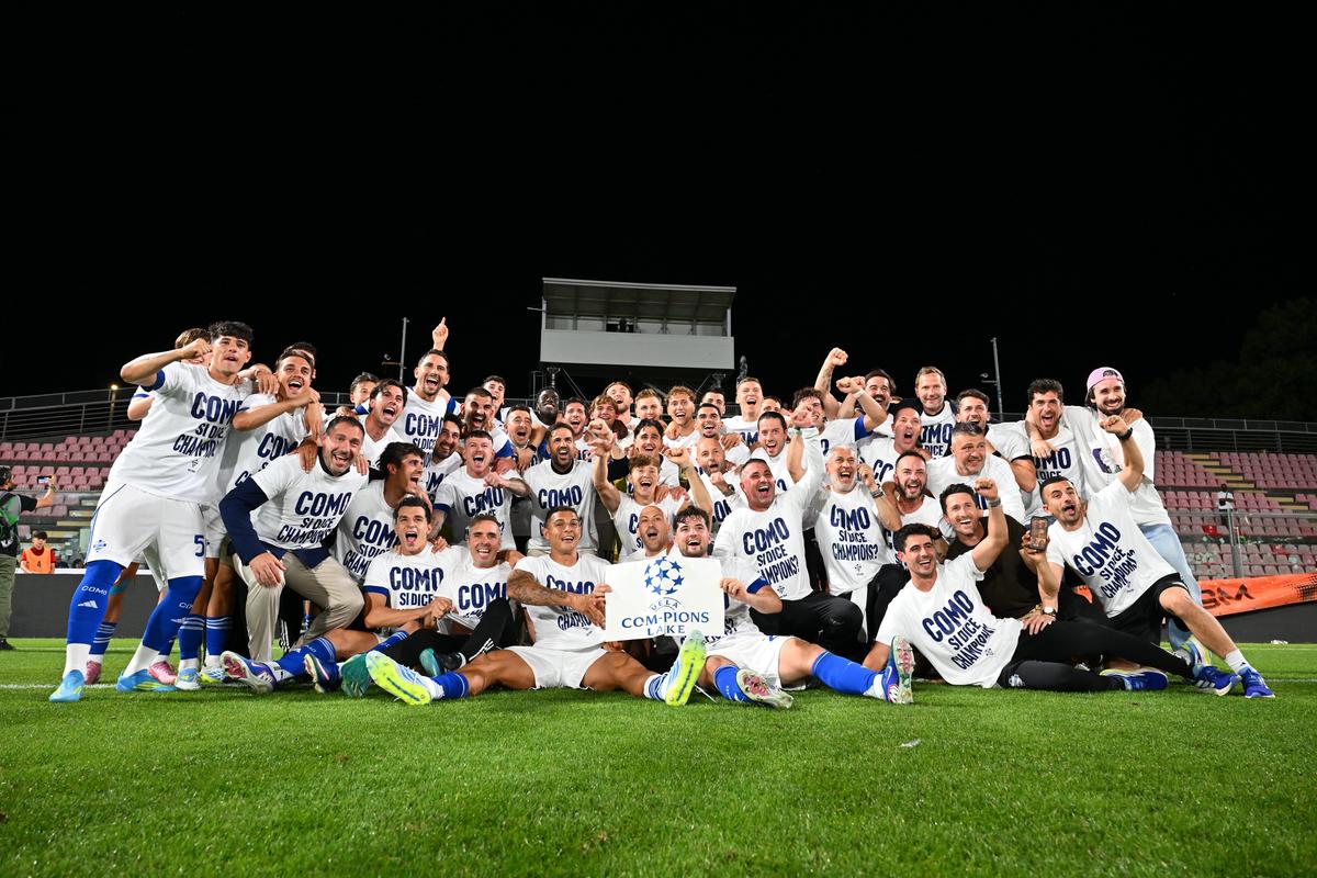 „Como si dice Champions?” » Bucurie în stradă după prima calificare în Liga Campionilor + Discursul lui Fabregas: „Dați o petrecere mare, meritați totul!”