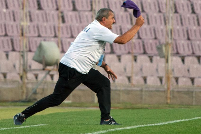 Ionuț Popa, o figură reprezentativă a fotbalului românesc, a încetat din viață astăzi, la vârsta de 67 de ani