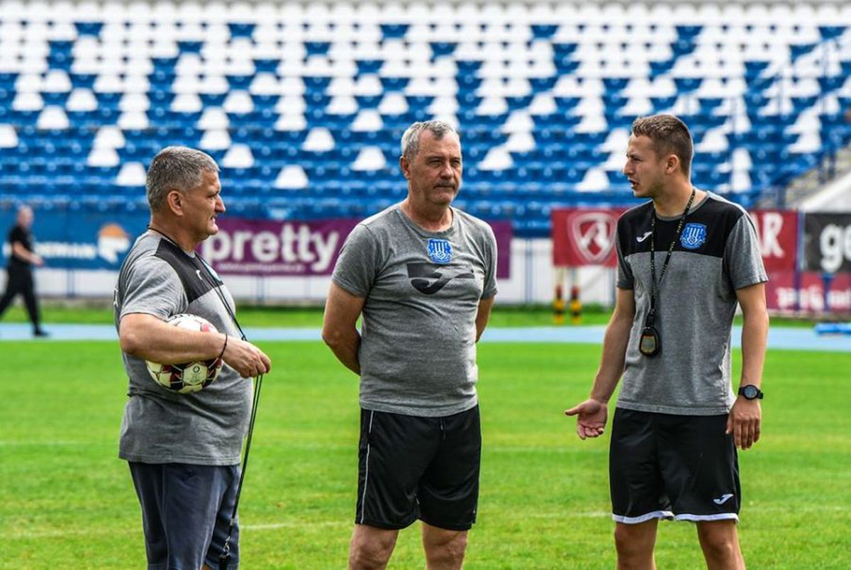 Mircea Rednic, mișcare disperată pentru evitarea retrogradării » Poli Iași aduce un portar care era retras!