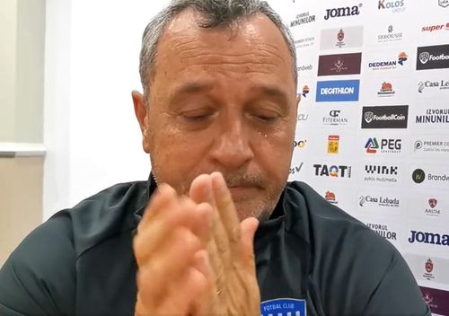 Mircea Rednic, antrenorul celor de la Poli Iași, a plâns în momentul în care a vorbit despre decesul lui Ionuț Popa, fost antrenor al moldovenilor și unul dintre apropiații săi.