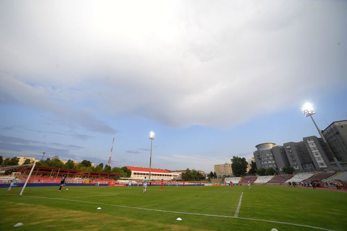 Adrian Mihalcea ar putea pleca de la Dinamo după următorul meci » Ore decisive în „Ștefan cel Mare”