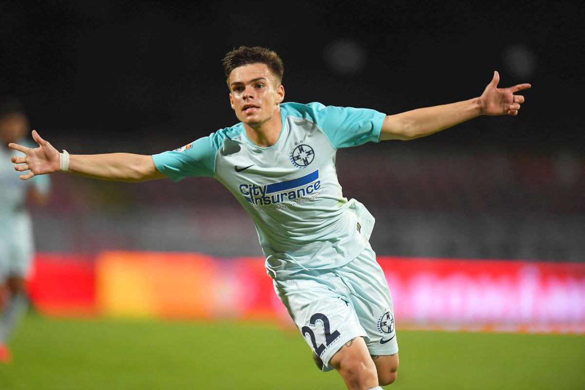 DINAMO - FCSB 0-3. VIDEO + FOTO Tineri fotbaliști și cățeluși din pluș: dinamoviștii, umiliți acasă în manșa tur a Cupei României