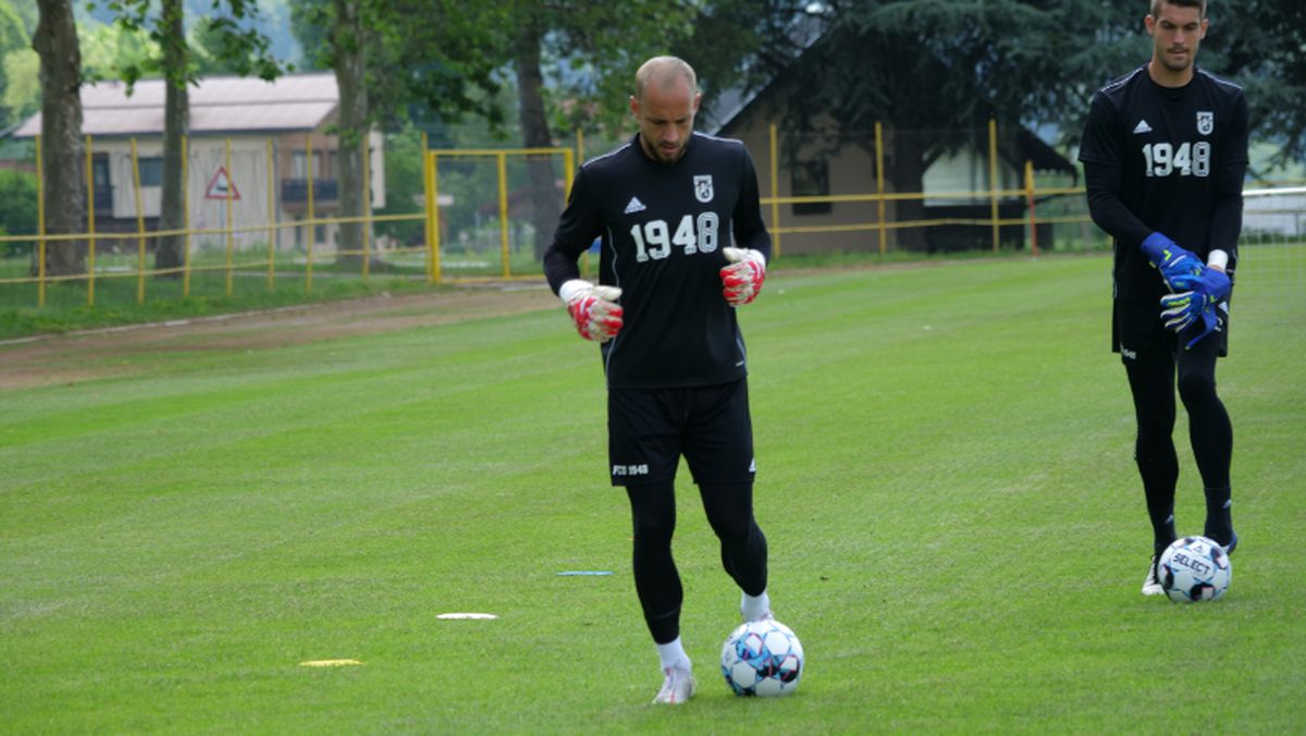 Nici FC U Craiova n-a scăpat de caniculă » Antrenament defensiv la 30 de grade, înaintea primului amical al lui Mutu