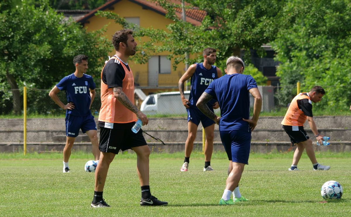 Nici FC U Craiova n-a scăpat de caniculă » Antrenament defensiv la 30 de grade, înaintea primului amical al lui Mutu