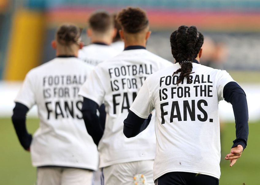 Protestul lui Leeds la partida cu Liverpool: „Fotbalul e pentru fani!”. Foto: Imago