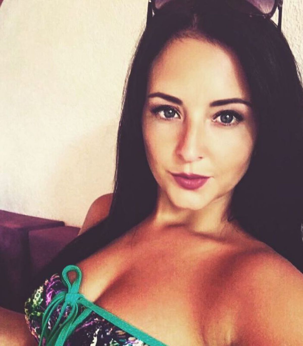 Ondrasek a negociat cu Becali de pe plajă! Cum arată soția noului atacant de la FCSB și de ce nu poate veni în România