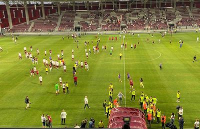 Rapidiștii știu să petreacă! Momente savuroase la aniversarea de 99 de ani a clubului: VAR, goluri de generic și o tabelă blocată