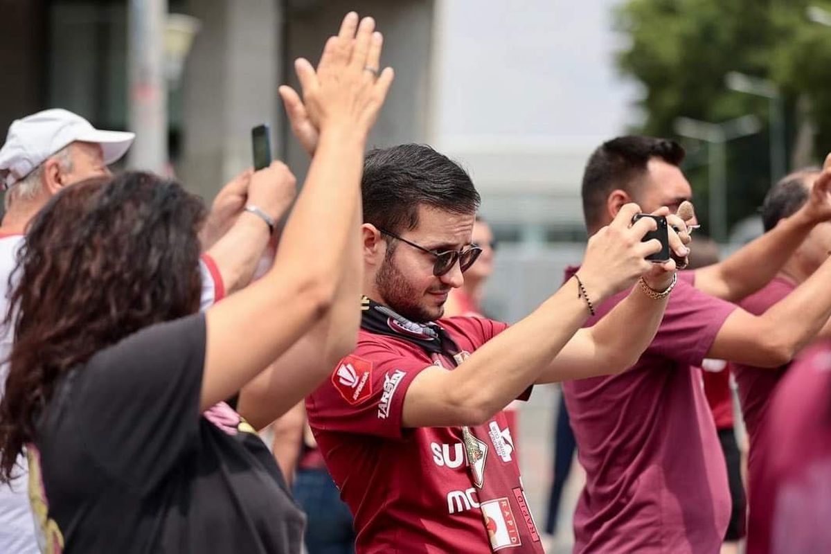 Niculae și Săpunaru - vită angus, Șumudică - cârnăcior de porc! Panoul la care s-au oprit toți rapidiștii