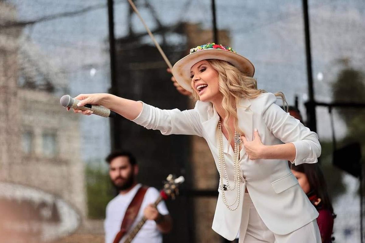 Nadia Comăneci, mesaj special la ceas aniversar pentru Rapid + Șumudică și-a călcat pe inimă și a trimis și el un clip