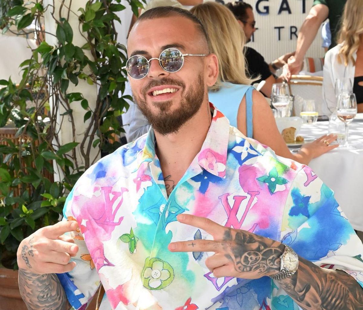 După întâlnirea Alibec - De Bruyne, vedetele naționalei s-au pozat cu un alt star din fotbalul mondial: au petrecut împreună la Cannes