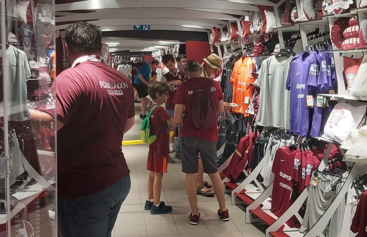 Mihai Iosif, vizibil emoționat la sărbătoarea centenarului Rapidului: „E ceva unic!”