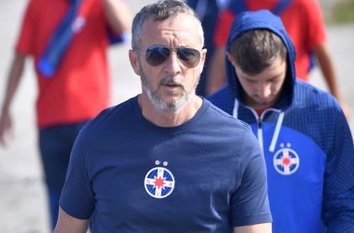 Mihai Stoica, managerul general de la FCSB, vrea să-l convingă pe patronul Gigi Becali să aducă o dublură pentru Risto Radunovic.
