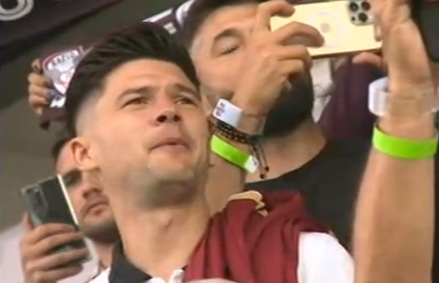 Moment emoționant în Giulești » Căpitanul Săpunaru, în lacrimi la ora 19:23 + gestul jucătorilor actuali ai Rapidului față de legende