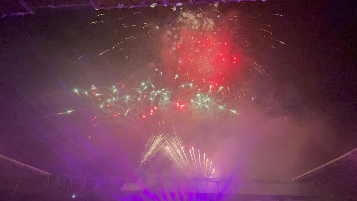 Spectacol de artificii la aniversarea Rapidului