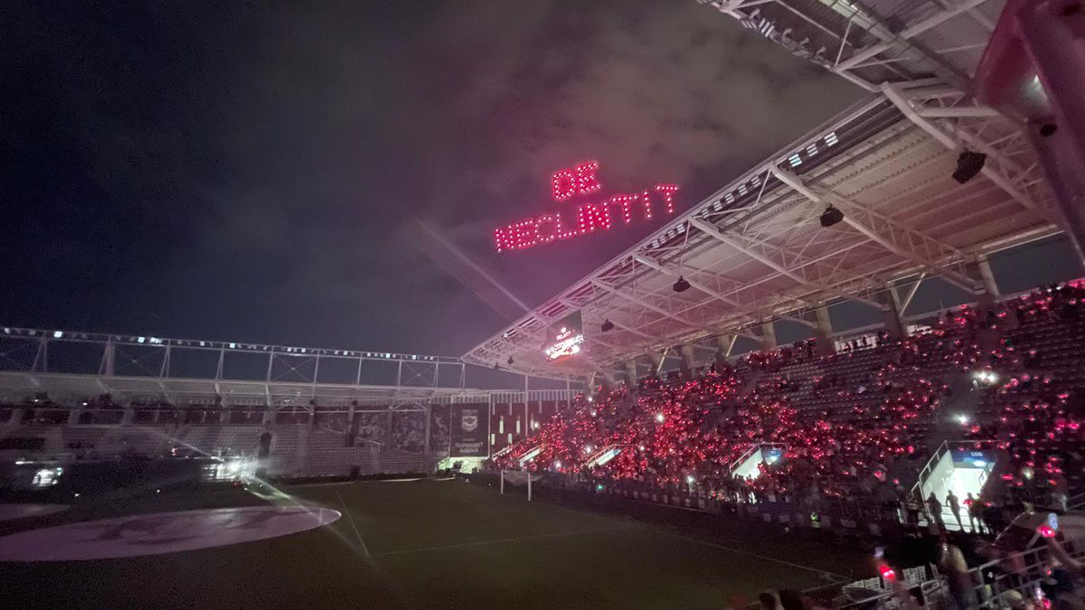 Moment aparte la centenar: ce a apărut pe cer, deasupra arenei din Giulești