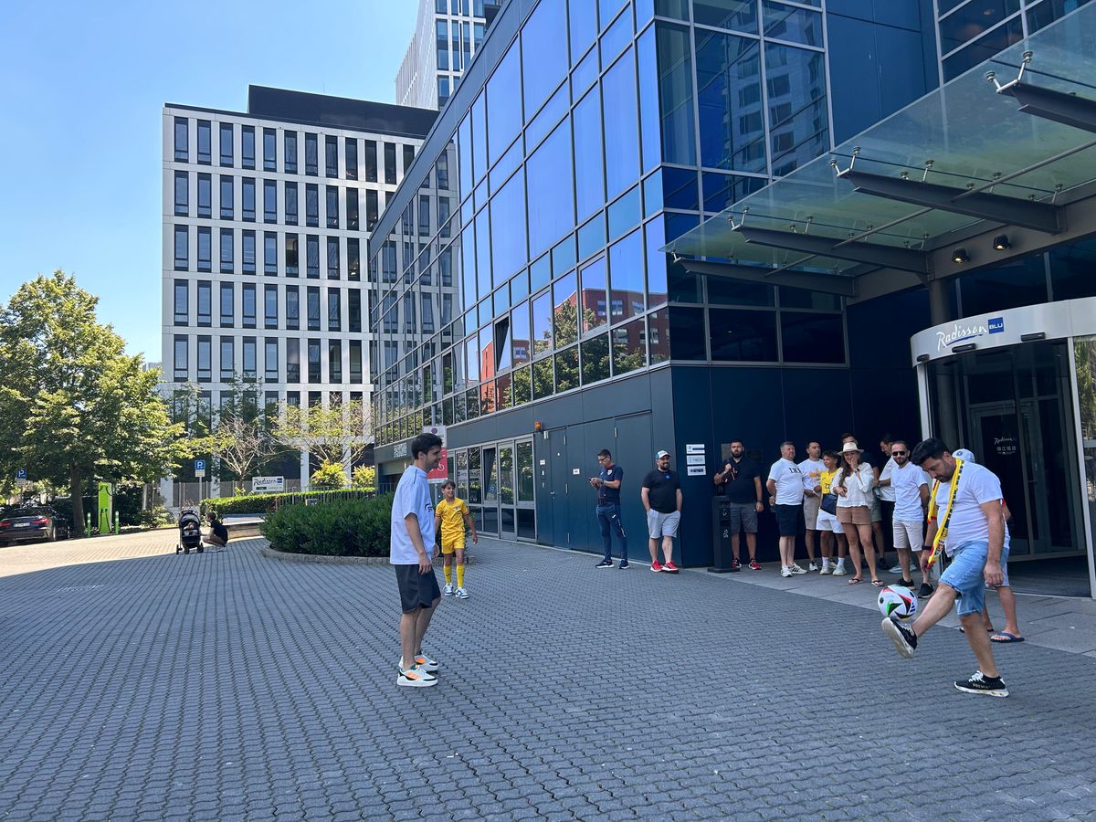 Nu e sold-out! » Mai sunt bilete pentru Slovacia - România, dar bișnițarii își fac de cap pe rețelele de socializare