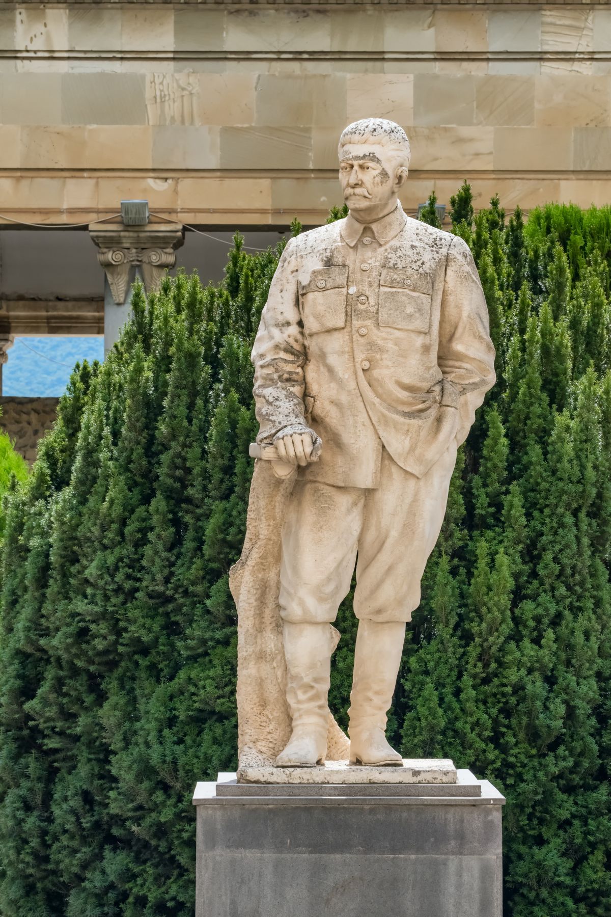 O echipă de fotbal poartă un nume inspirat de „opera” lui Stalin, unul dintre cei mai mari criminali ai umanității! Clubul e lider în campionatul țării care a făcut istorie la Euro 2024