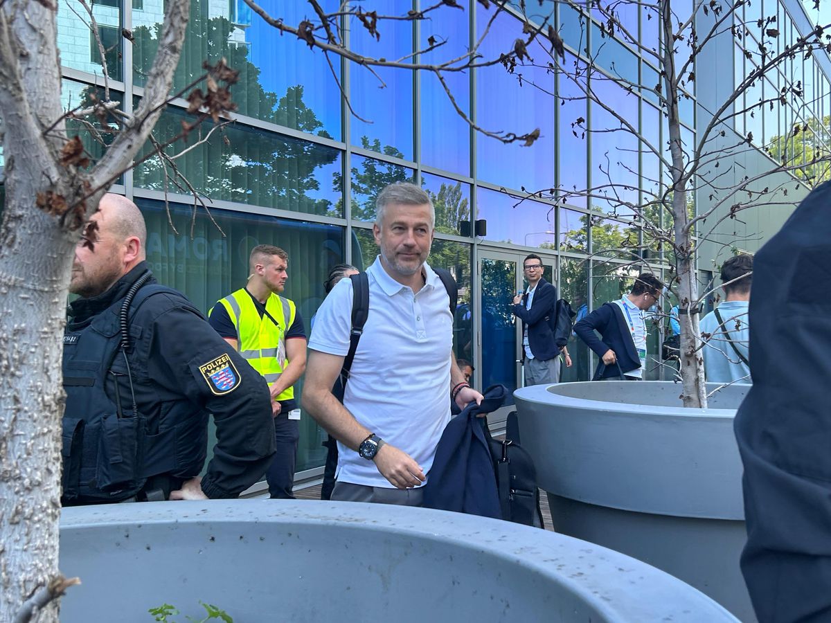 Sosire echipa nationala la Frankfurt