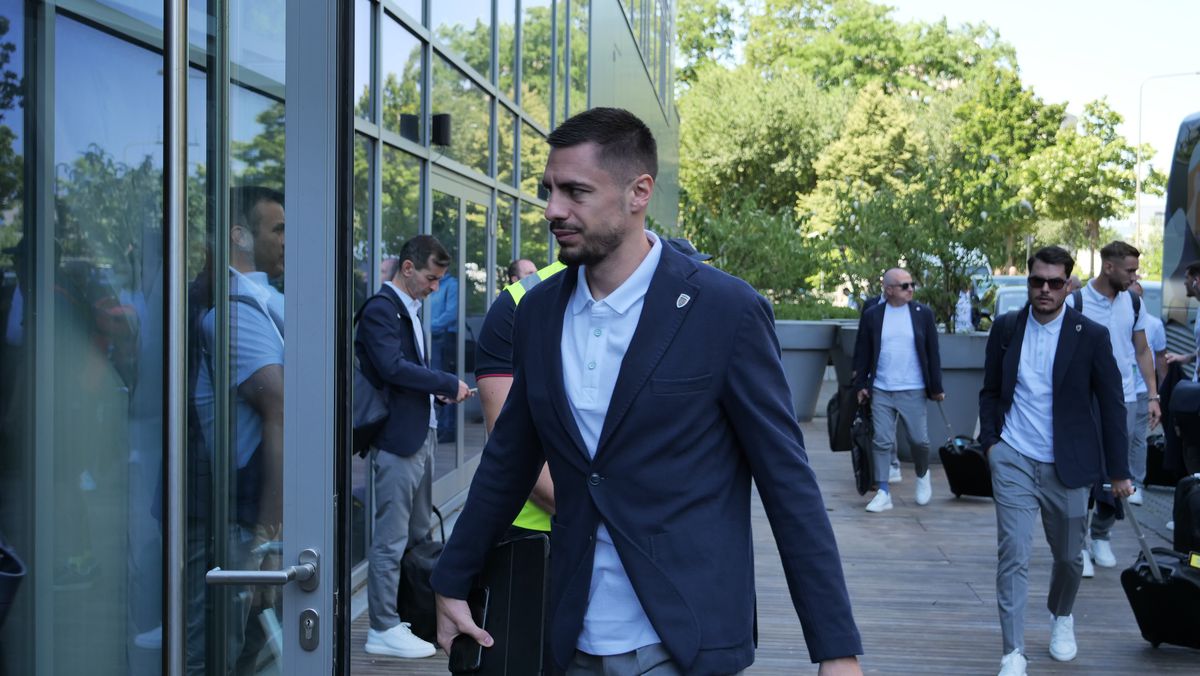 Nu e sold-out! » Mai sunt bilete pentru Slovacia - România, dar bișnițarii își fac de cap pe rețelele de socializare