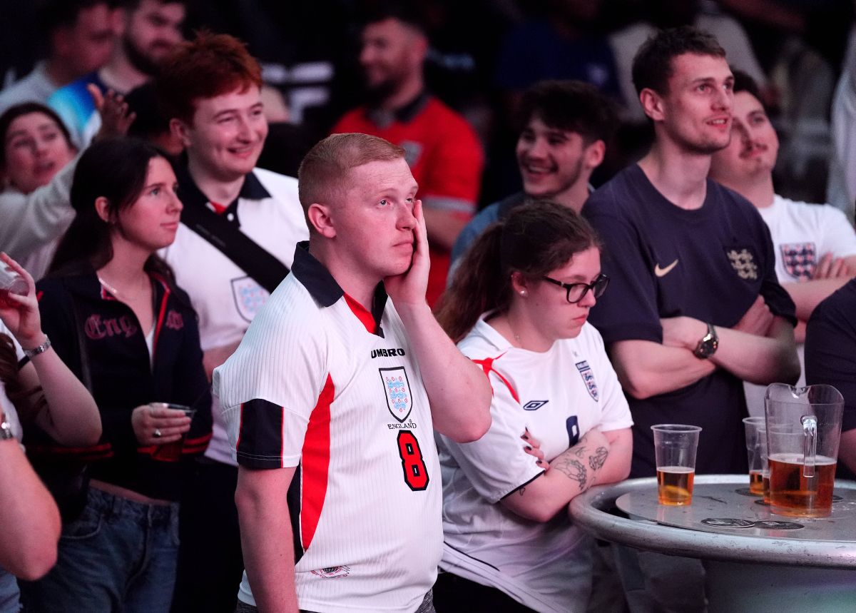 „Efectul Anglia” » Imagini din timpul meciului cu Slovenia: suporterii „Three Lions” n-au mai rezistat și au ajuns virali